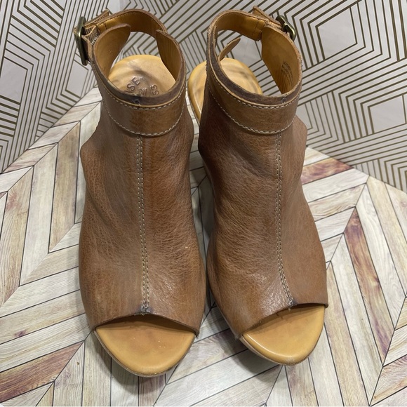 Kork Ease Nero taupe Leather Wrapped Wedge 7 L1 - Picture 3 of 13